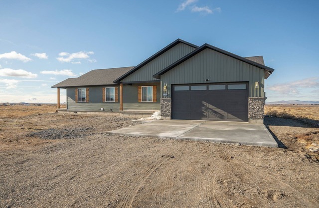 Quiet countryside retreat with views and outdoor adventures nearby