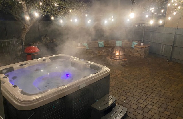 Quiet Downtown House: Private Yard w/Hot Tub; Great Location; Family Hideout