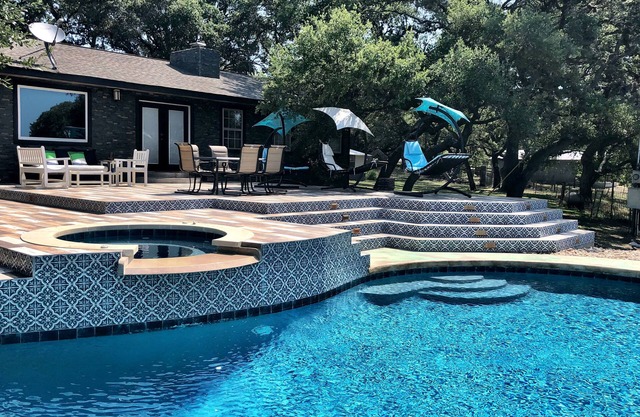 Quiet Driftwood getaway