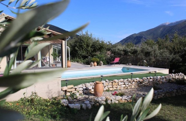 Quiet villa in Drôme provençale, at the foot of Mont Ventoux, Gorges du Toulourenc