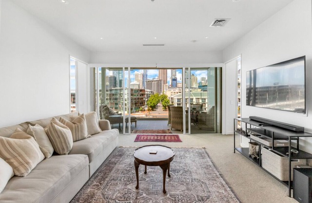 QV Viaduct Sub Penthouse (1152)