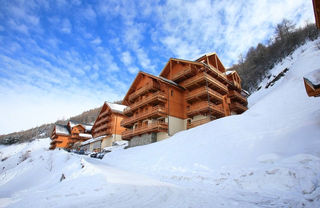 Résidence Odalys Le Hameau et les Chalets de la Vallée d'Or