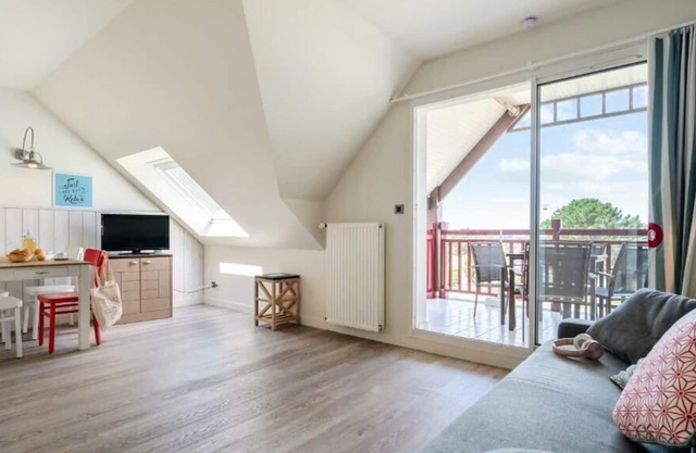 Résidence Pierre & Vacances Premium Le Domaine de Cramphore**** - Apartment for 4 people - 1 bedroom - Terrace or balcony - Sea view