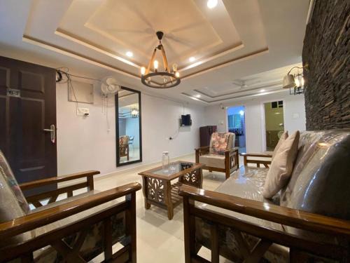 R.R next service apartment