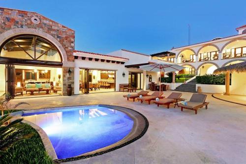 Radiant Villa Encanto de la Laguna Los Cabos