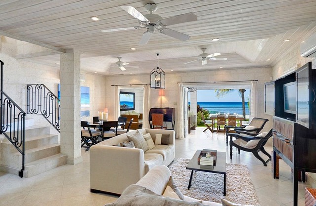 RADWOOD BEACH VILLA BARBADOS - Luxury 3 Bedroom Beach Front Villa with Pool