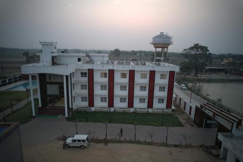 Raj Vilas Hotel & Resort