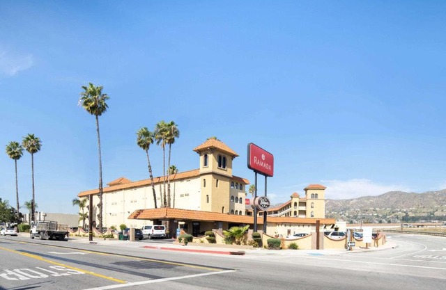 Ramada by Wyndham Burbank Airport