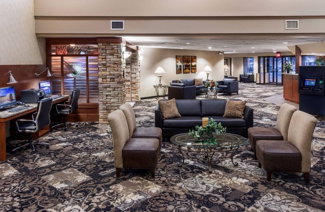 Ramkota Hotel - Watertown