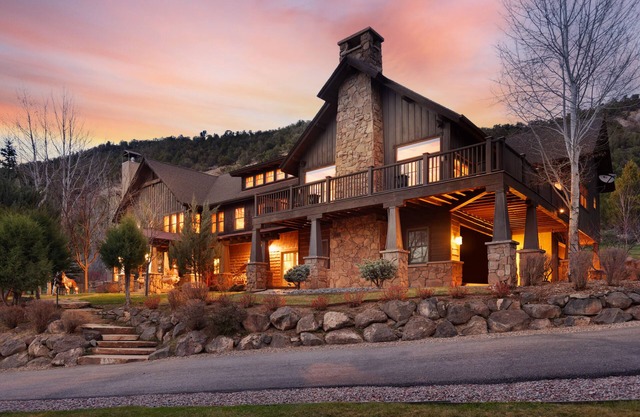 Rare, Art-Filled Luxe Mountain Getaway Near Aspen and Snowmass