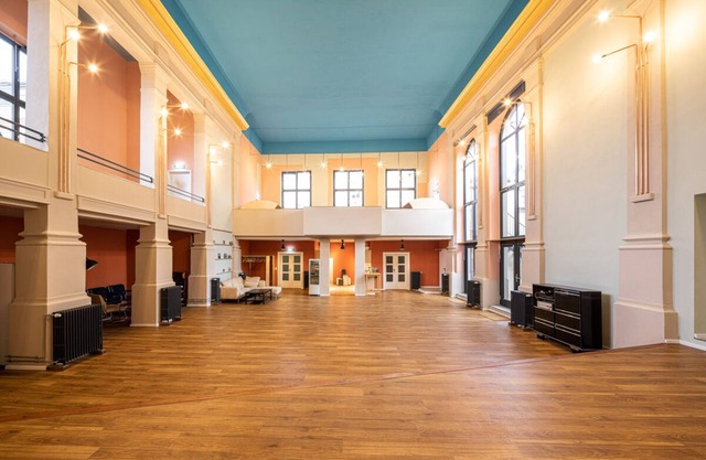 Raumquartier - Former church in the city center