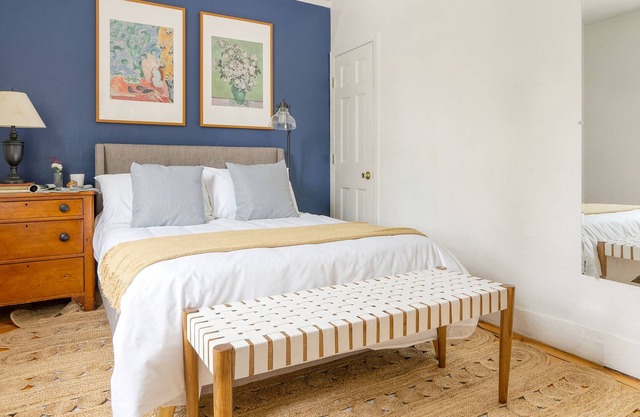 Rebecca Room at Egremont Village Inn by AvantStay | Live Music & Bar