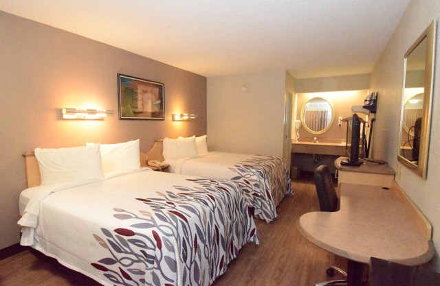 Red Roof Inn Buffalo – Hamburg/I-90