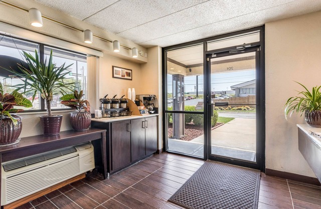 Red Roof Inn Columbia, MO