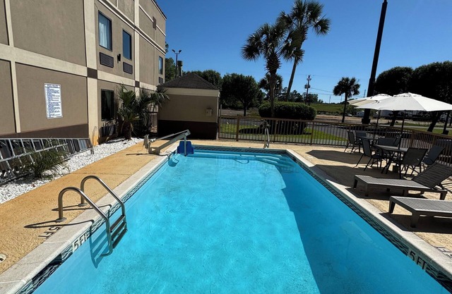 Red Roof Inn Moss Point