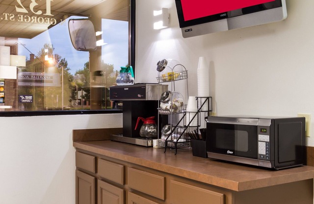 Red Roof Inn York Downtown