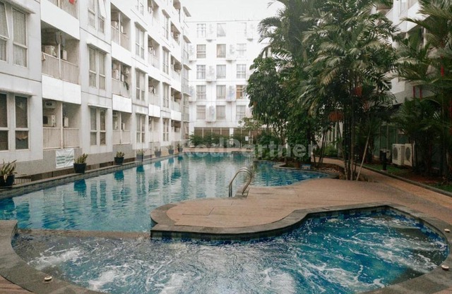 RedLiving Apartemen Skylounge Tamansari - Vanez Room