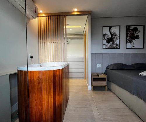 Refúgio Executivo Exclusivo Duplex com Ofurô