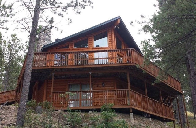 Reinerheim Secluded Cabin Close to ATV trails!