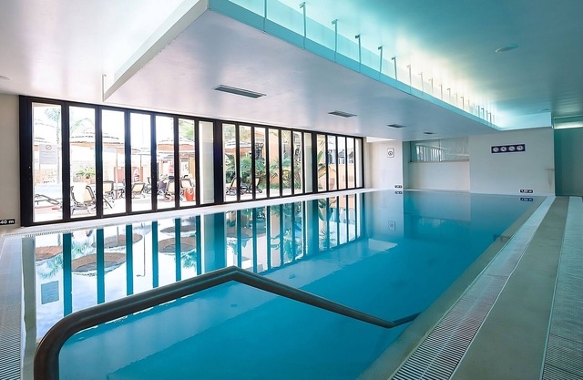 Relax and Unwind! Modern 1BR Unit with Kitchen, Free Parking, 3 Onsite Pool!