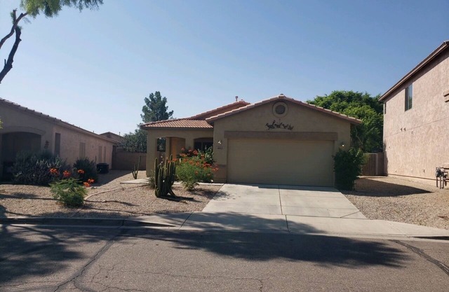 Relax In This Johnson Ranch home!