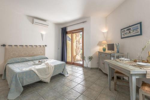 Relaxing Residenzia Palau Green Village M2 Premium Studio Sleeps 2
