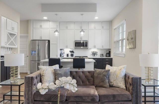 Reluxme | Cozy 2BR Retreat Near Carowinds + Pool