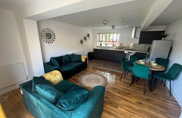 Remarkable 3-Bed House in Cambridge