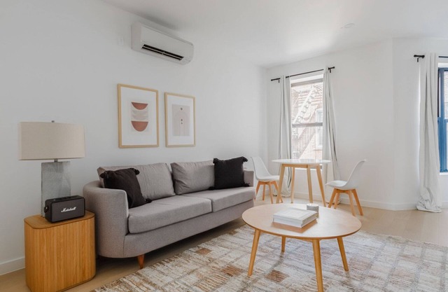 Remarkable Williamsburg 2BR w/W/D & Virtual Doorman, by Blueground
