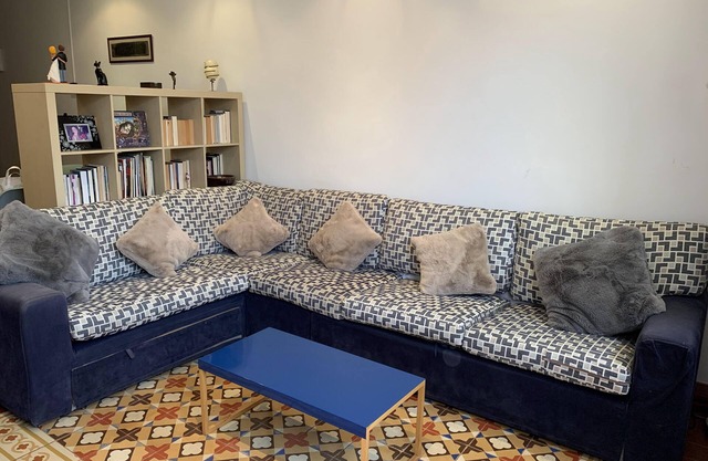 Renovated apartment in front of Casa de les Punxes