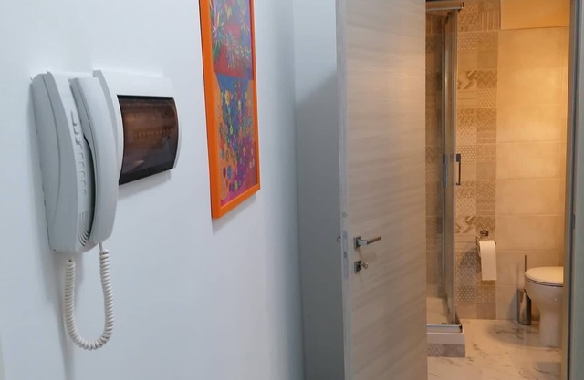 Renovated beachfront apartment-Newly renovated beachfront apartment