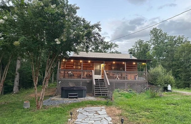 Renovated Cabin Retreat Peace & Quiet