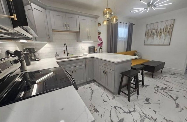 Renovated Comfy Downtown Orlando Duplex. Sleeps 8
