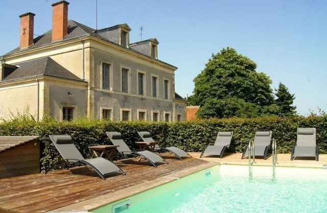 Renovated mansion with private pool and wellness area