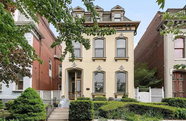 Renovated - Private Studio - stunning master bath