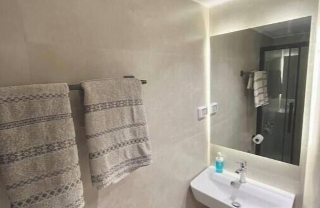 Renovated Studio Prime Spot