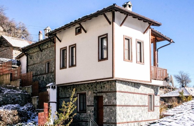 Renovated Villa Overlooking The Pirin Mountains