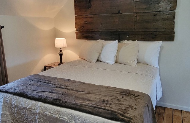 Restored 1880's Mallory Estate farmhouse on 20 manicured acres