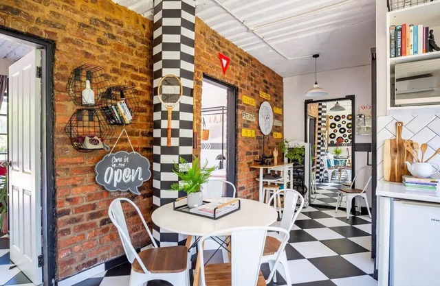 Retro-vintage New Yorker Apartment in Centurion