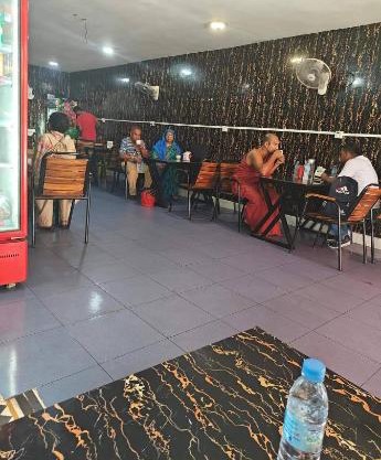 Reza Guest House & Restaurant