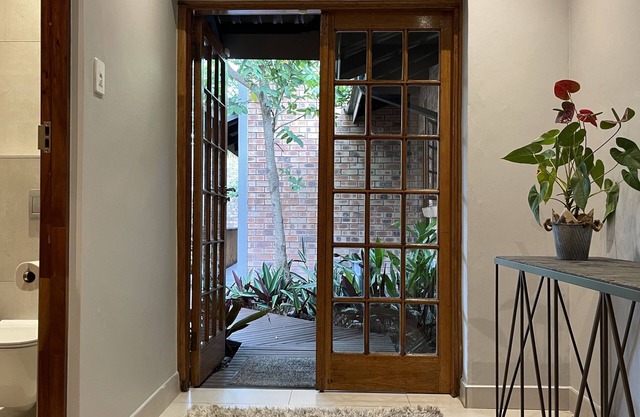 Rhino Coast Guest House