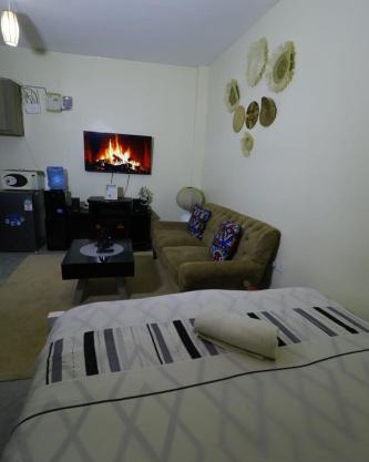 Rige's Homes Furnished Studio