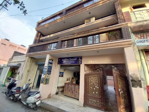 Rishikesh bhavan