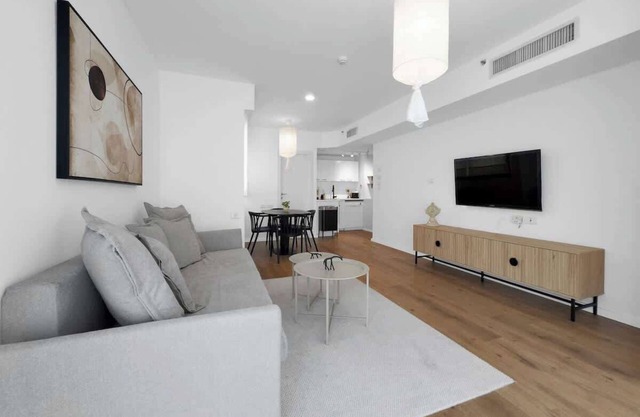 Ritzside Marina Stay