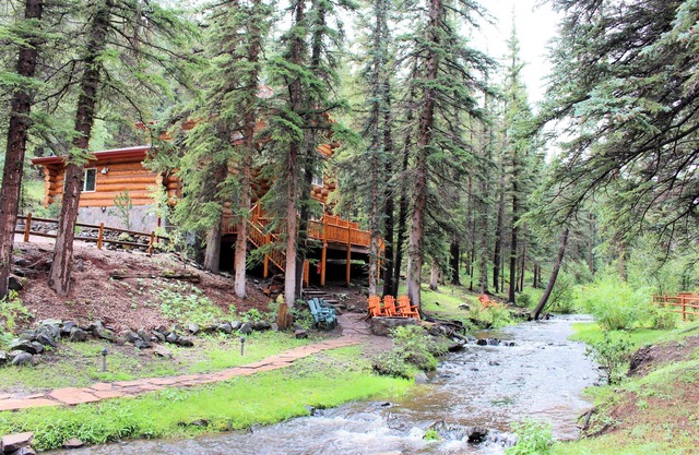 River Serenity managed by Cabin Butler