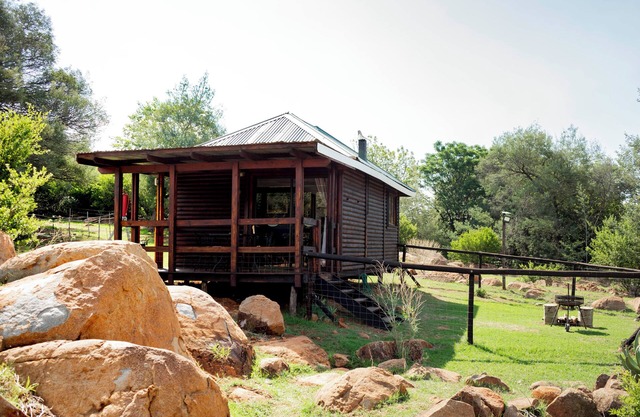 Riverman Cabin Country Lodge