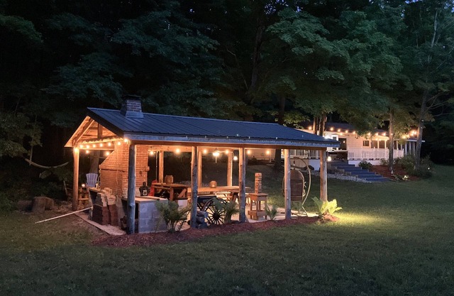 Riverside Retreat | Sauna, Fireplace, Kayaks/Tubes