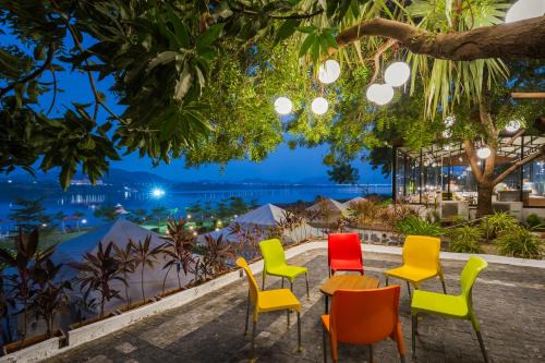 RiverView Tent Resort