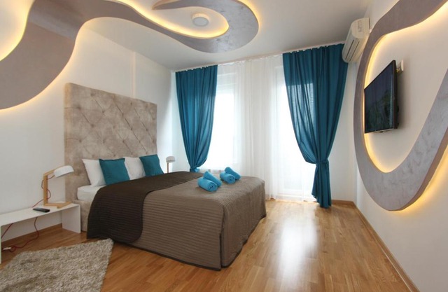 Riviera 2 New Belgrade studio apartment, parking 5 evra dan