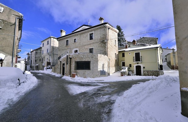 Robur Marsorum Albergo Diffuso
